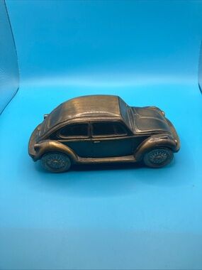 Vintage 1977 Banthrico VW Beetle Coin Bank